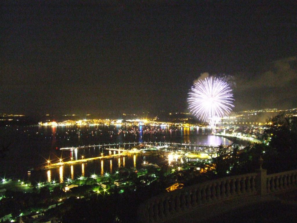 Hostal Puig Rom โรเซส ภายนอก รูปภาพ